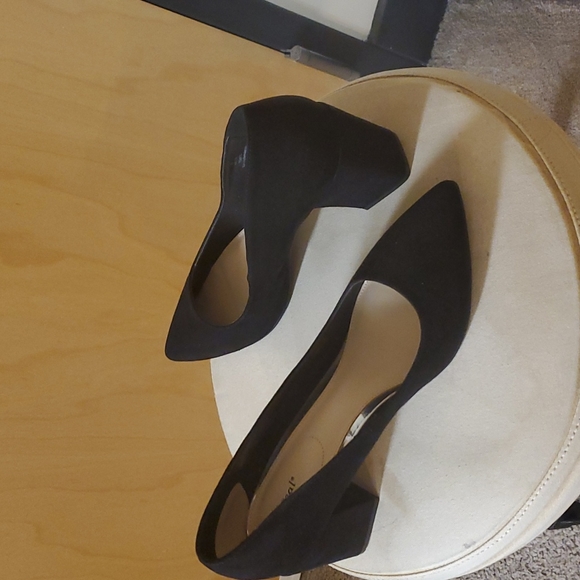 Xappeal black sueded material shoes size 10 NWOT - Picture 2 of 8